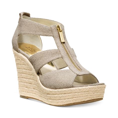 michael kors beige wedges